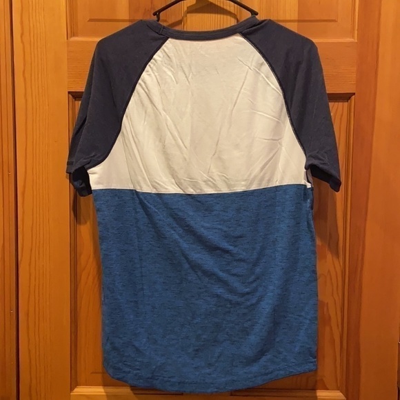 American Eagle Blue and White Color Blocked Tee Size Small - Picture 2 of 2
